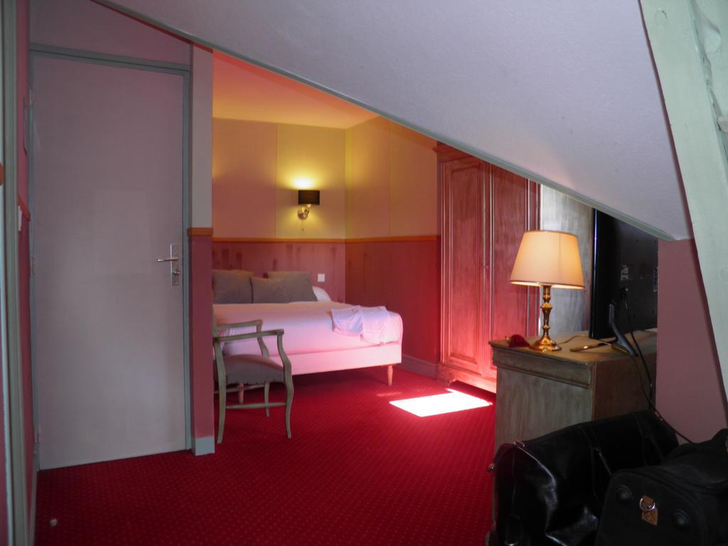 Hotel Le Relais De Montignac Zewnętrze zdjęcie